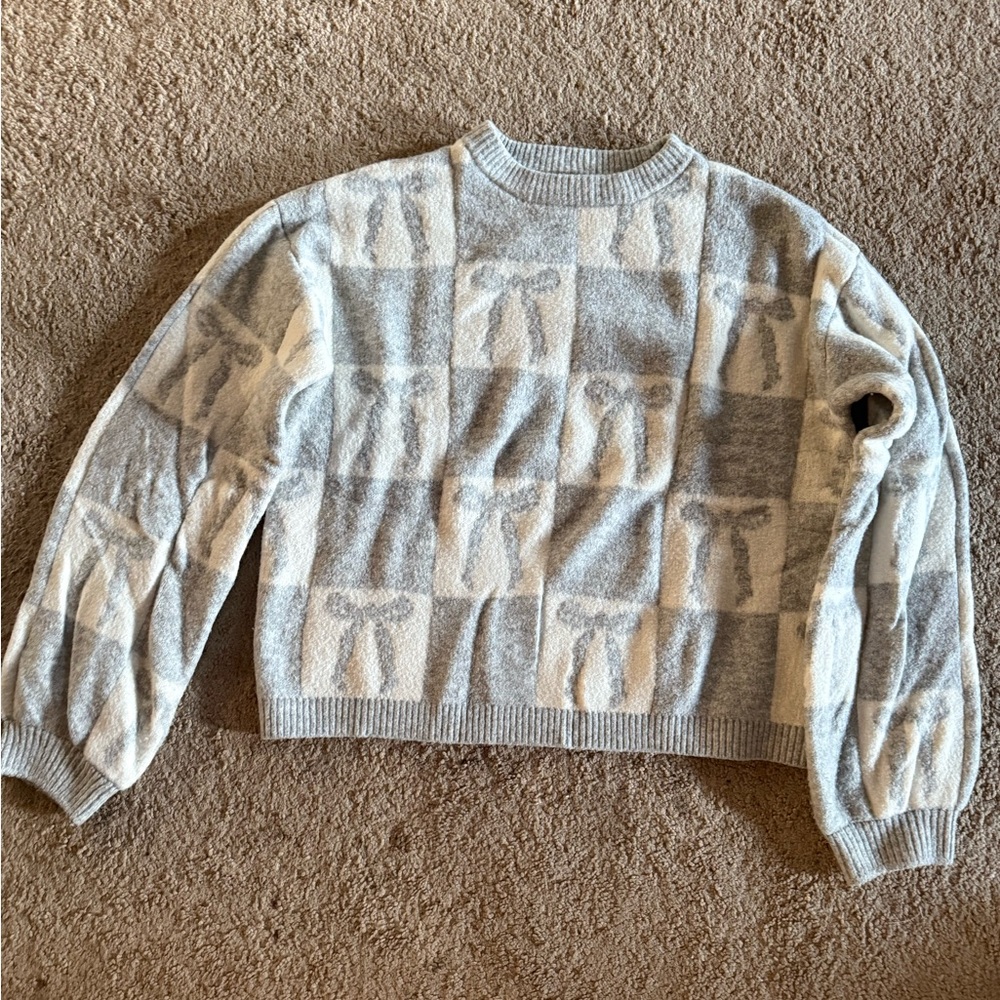 a new day Women's Cream and Gray Patterned Sweater
